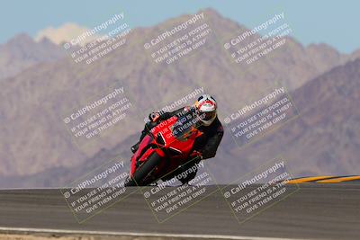 media/Oct-09-2022-SoCal Trackdays (Sun) [[95640aeeb6]]/Turn 9 (1pm)/